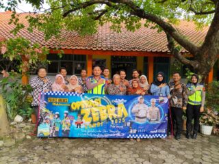 Polantas Hadir, Satlantas Polres Brebes Beri Edukasi Tertib Berlalu Lintas kepada ASN Dinas Pendidikan