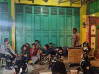 Polsek Jatibarang Laksanakan Sambang dan Binluh Warga di Desa Jatibarang Lor