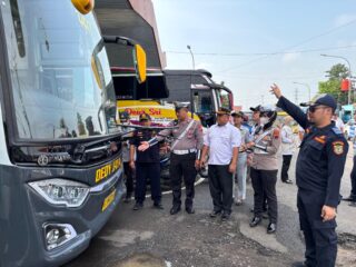 Ops Keselamatan Candi 2026, Forum Lalu Lintas Brebes Gelar Ramp Check Armada Bus di Terminal Tanjung