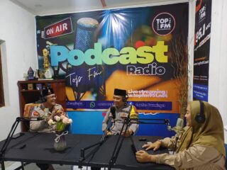 Jaga Kekhusyukan Ramadhan, Polsek Paguyangan Gelar Live Podcast Kamtibmas di Radio Top FM