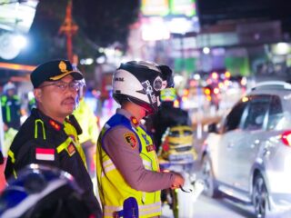 Volume Kendaraan Meningkat di Jalur Selatan Brebes, Kapolres Turun Pimpin Penguraian Arus