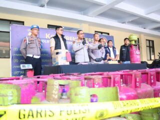 Polres Brebes Ungkap Praktik Pengoplosan LPG Bersubsidi di Gudang Sekolah, Kerugian Negara Capai Rp802 Juta